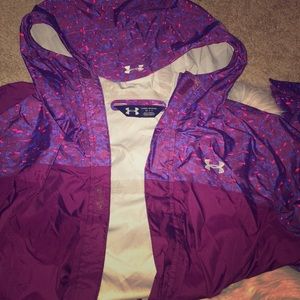 Under Armor Rain Coat Size Small